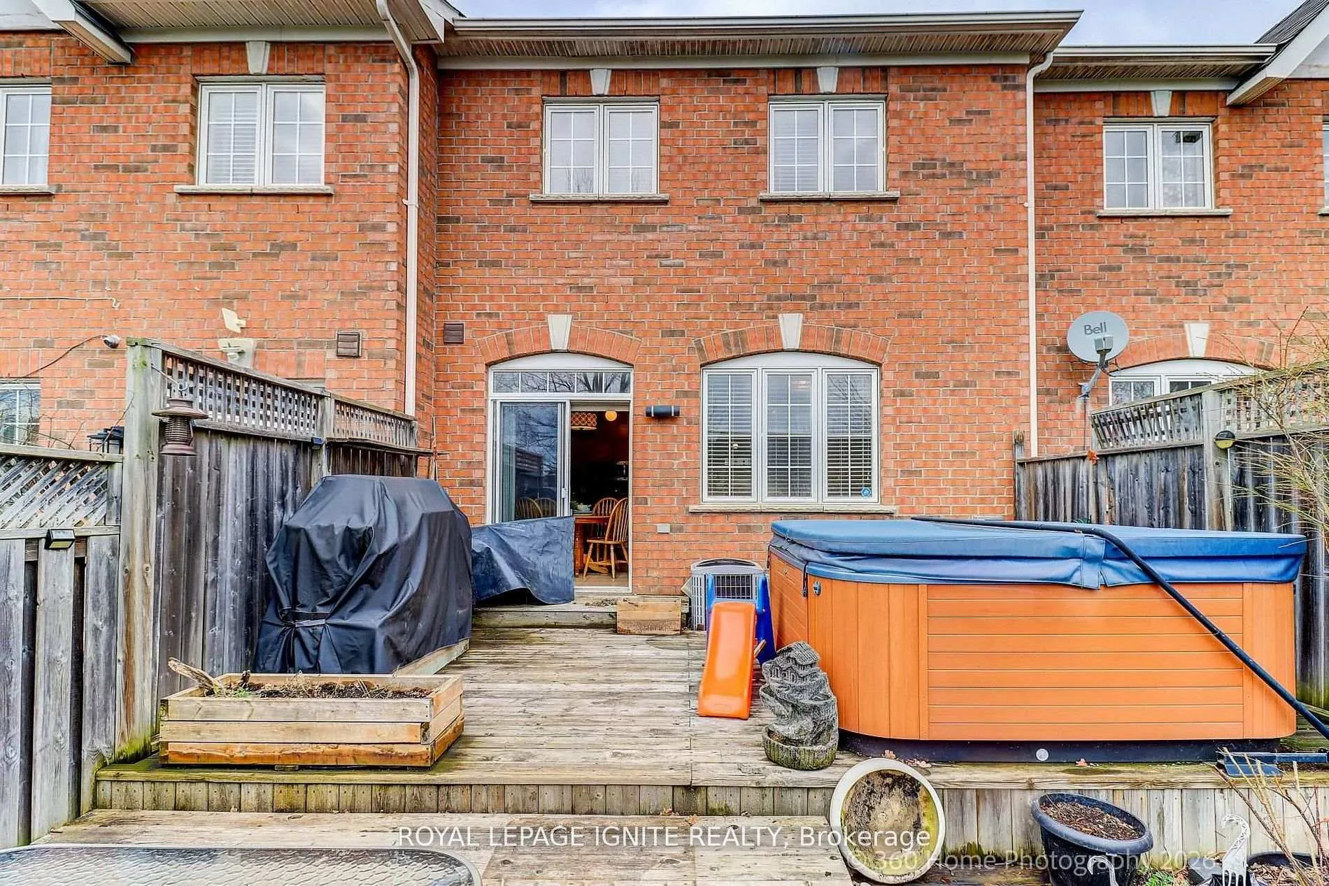 Photo 27 of 48 Thorp Crescent, Ajax, Central — HOMEH