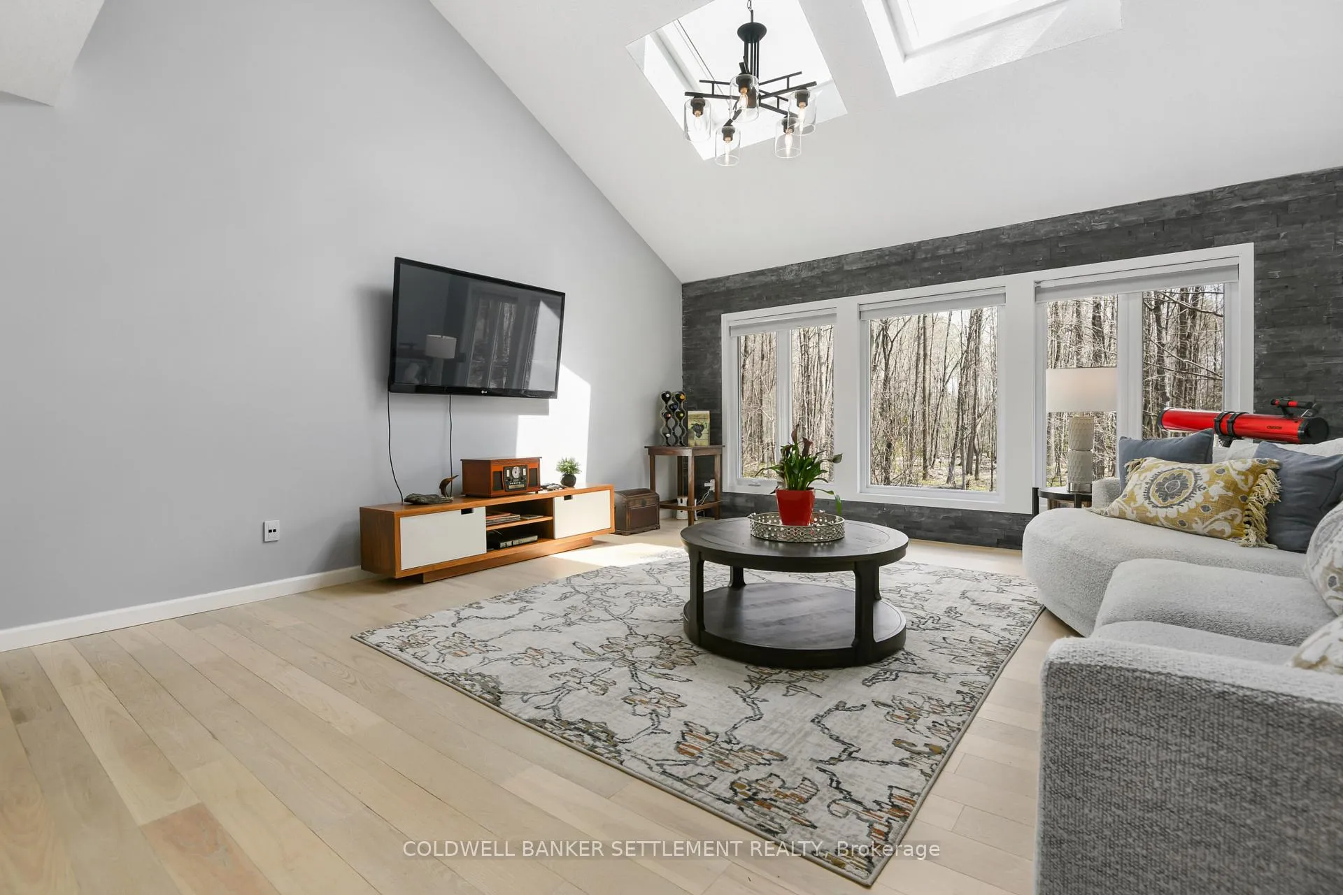 Photo 8 of 8857 Malloch Lane, Ottawa, Btwn Franktown Rd. & Fallowfield Rd. — HOMEH