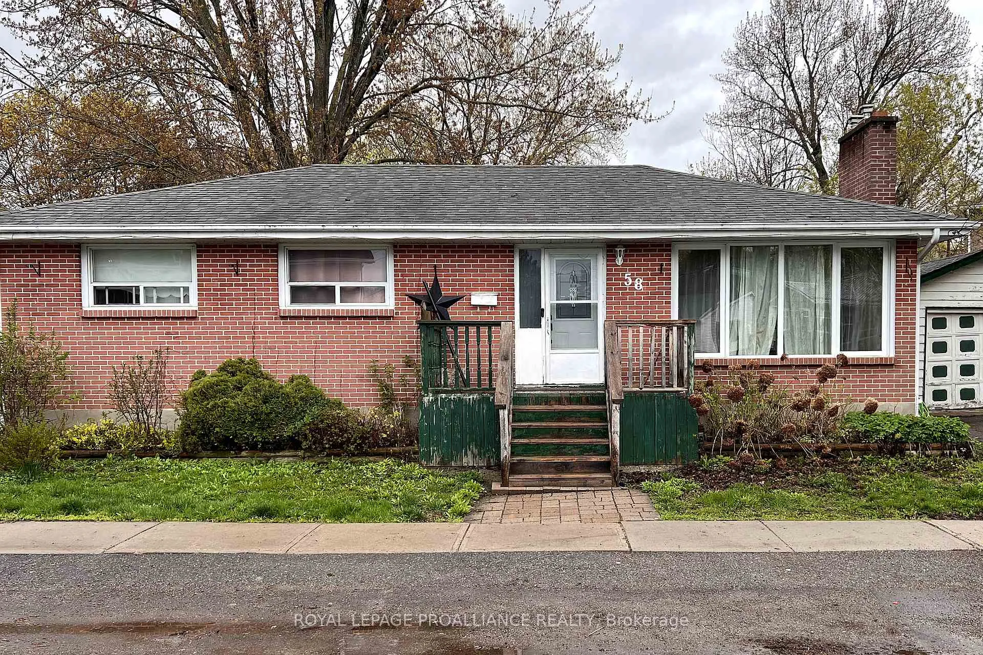Photo 1 of 58 Ponton Street, Belleville, Belleville Ward — HOMEH