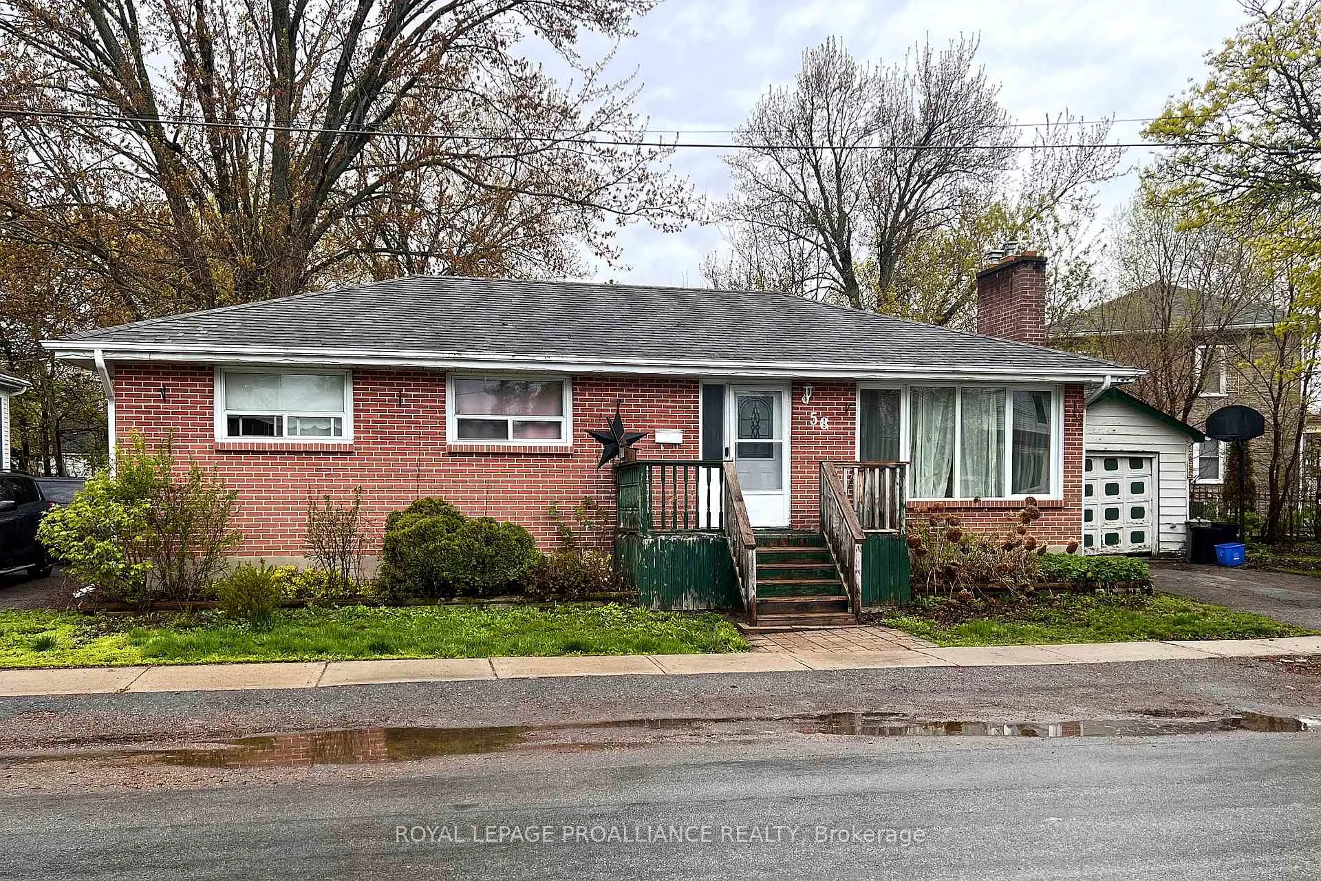 Photo 2 of 58 Ponton Street, Belleville, Belleville Ward — HOMEH