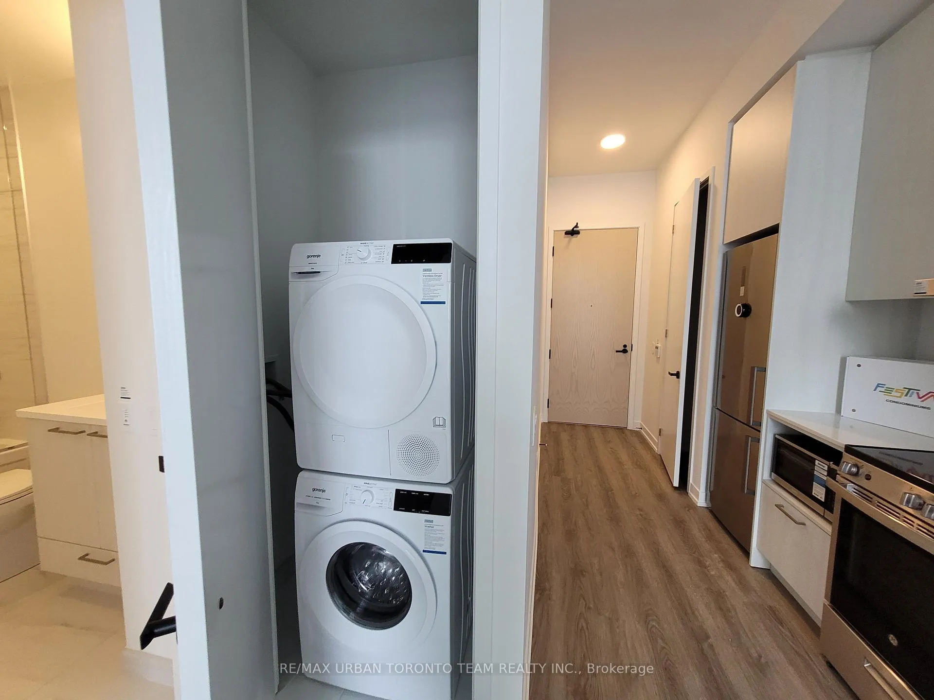 Photo 9 of Unit 602, 195 Commerce Street, Vaughan, Vaughan Corporate Centre — HOMEH