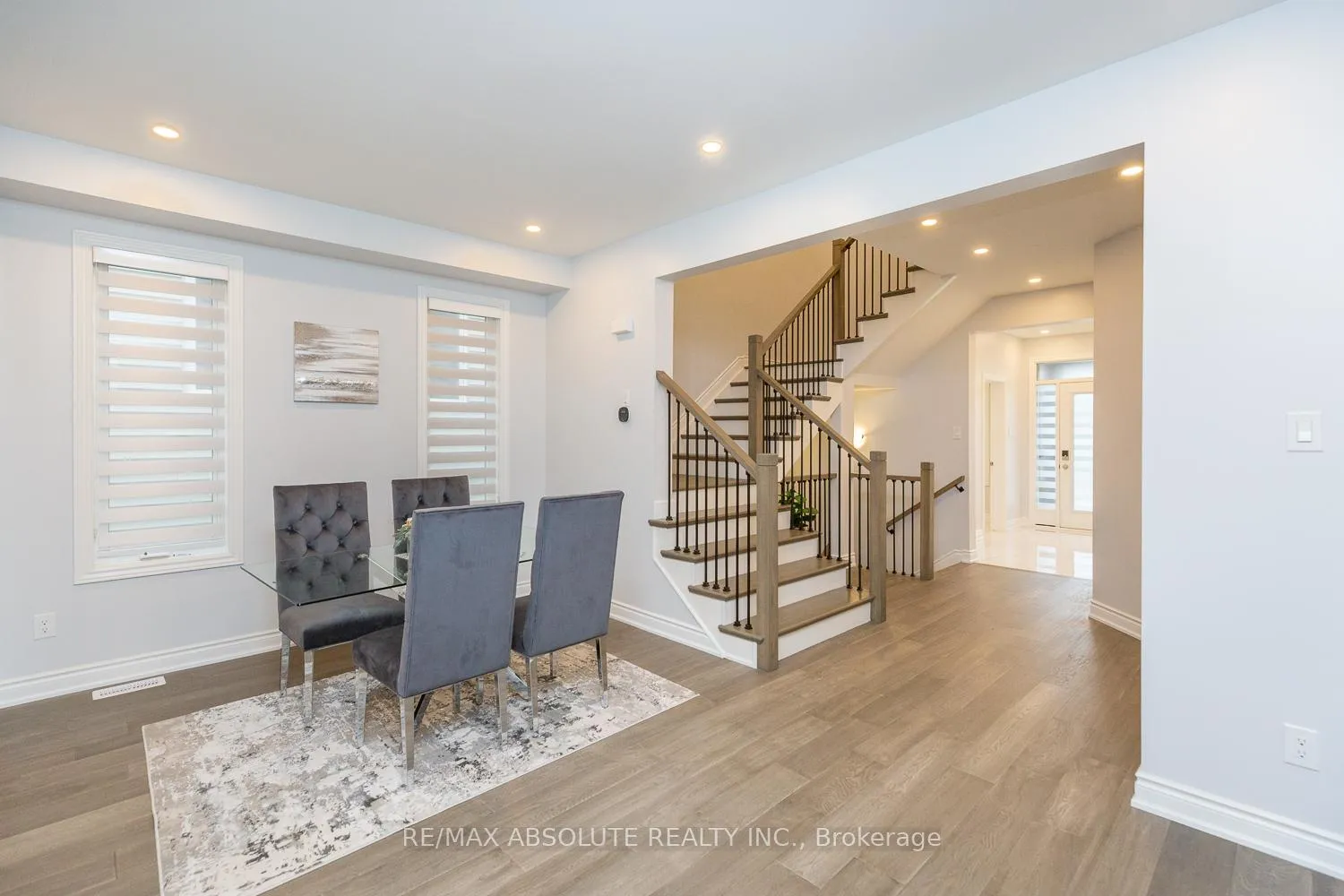 Photo 4 of 1019 Apolune Street, Ottawa, Barrhaven - Half Moon Bay — HOMEH