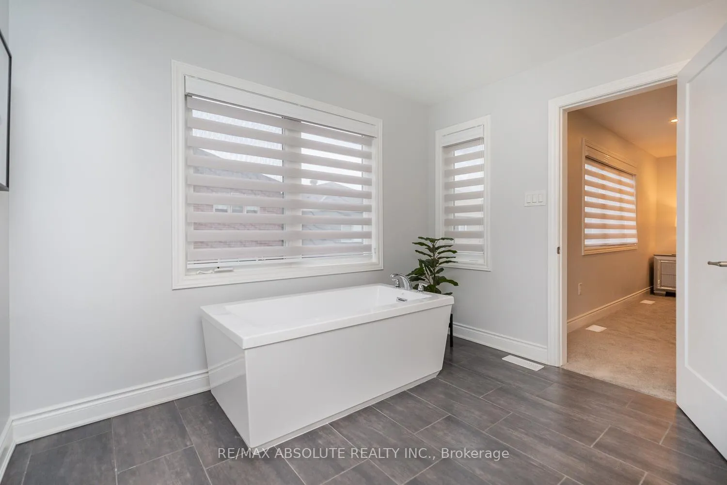 Photo 23 of 1019 Apolune Street, Ottawa, Barrhaven - Half Moon Bay — HOMEH