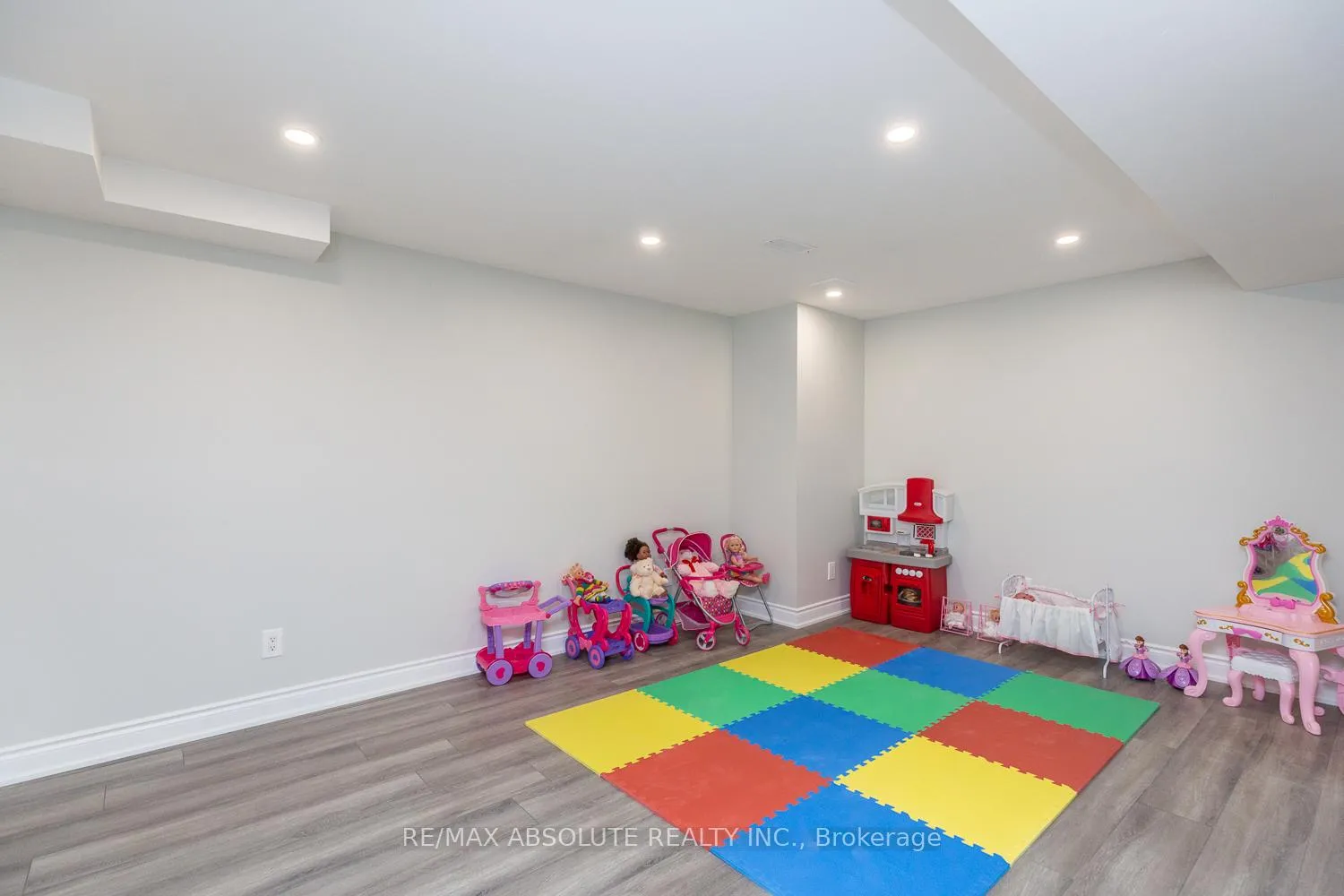 Photo 34 of 1019 Apolune Street, Ottawa, Barrhaven - Half Moon Bay — HOMEH