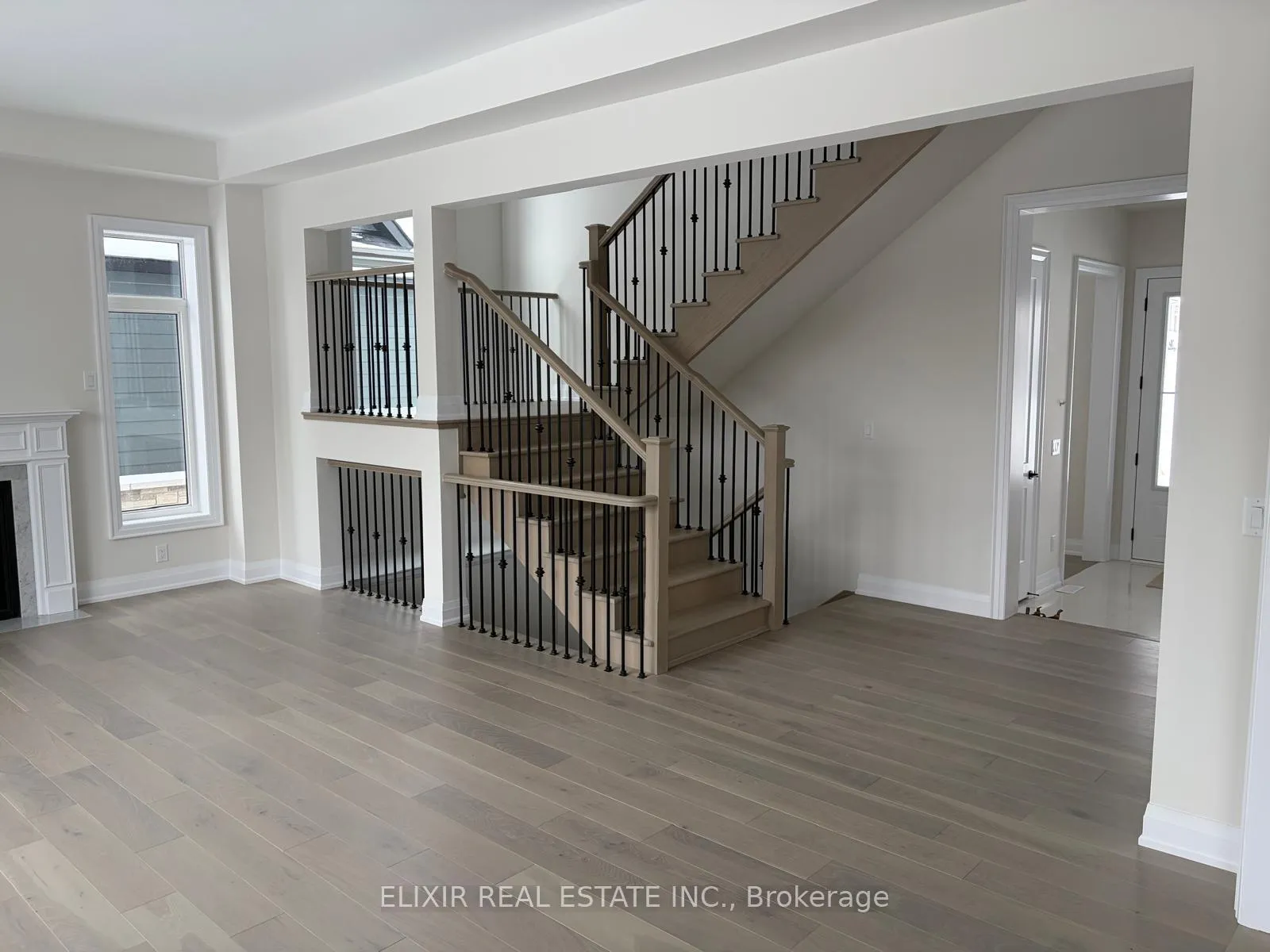 Photo 4 of 92 Pearsall Place, Oro-Medonte, Rural Oro-Medonte — HOMEH