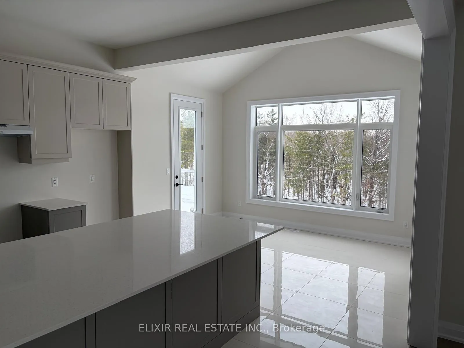Photo 15 of 92 Pearsall Place, Oro-Medonte, Rural Oro-Medonte — HOMEH