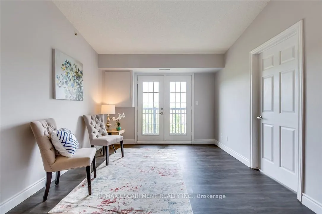 Photo 13 of Unit 403, 2055 Appleby Line, Burlington, Uptown — HOMEH
