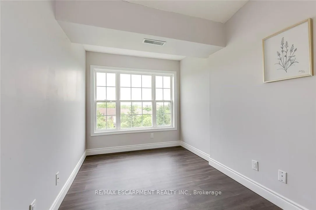 Photo 20 of Unit 403, 2055 Appleby Line, Burlington, Uptown — HOMEH