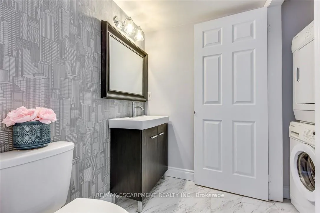 Photo 25 of Unit 403, 2055 Appleby Line, Burlington, Uptown — HOMEH