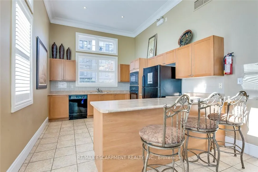 Photo 39 of Unit 403, 2055 Appleby Line, Burlington, Uptown — HOMEH