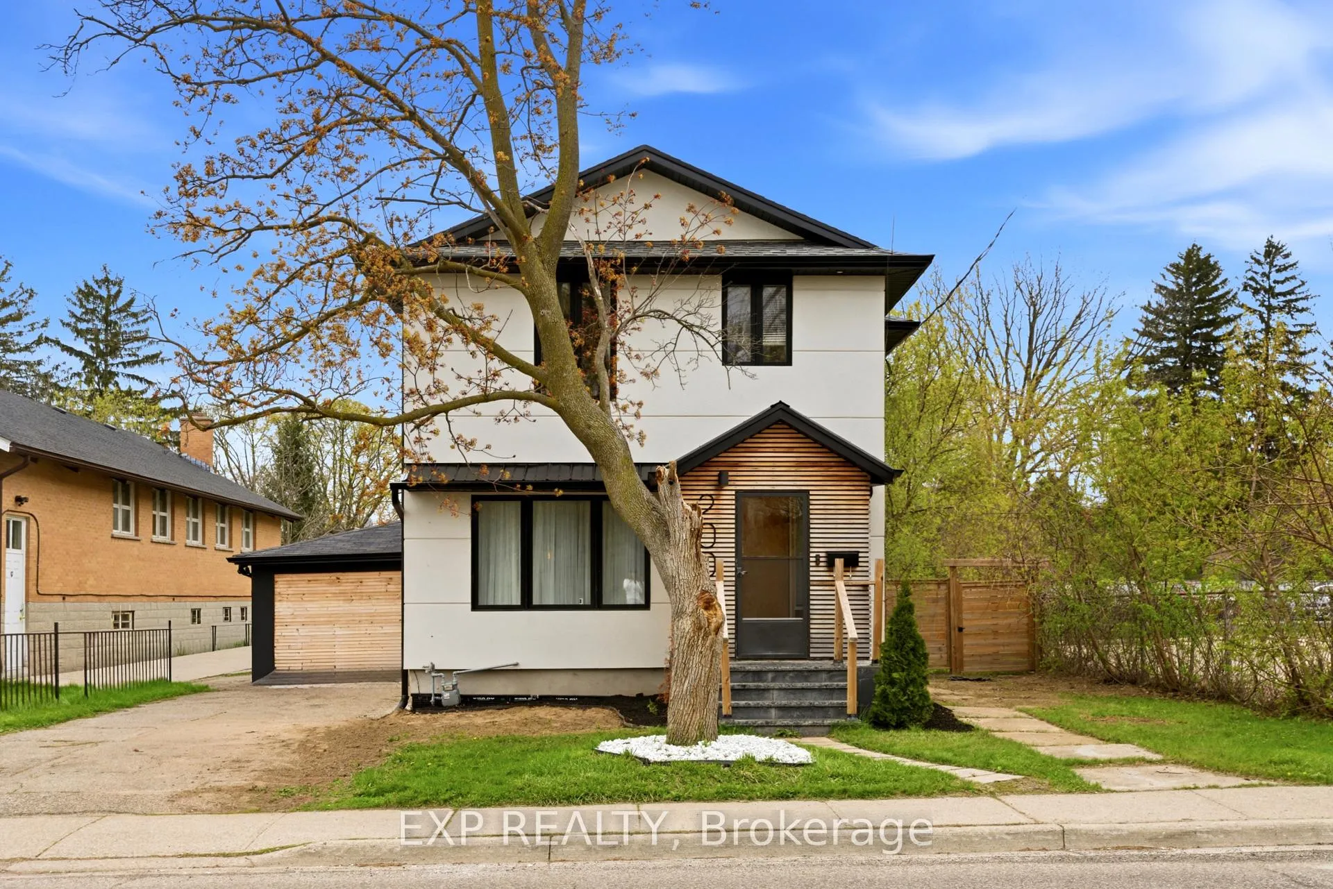 Photo 2 of 200 Madison Avenue S, Kitchener, Cedar Hill — HOMEH