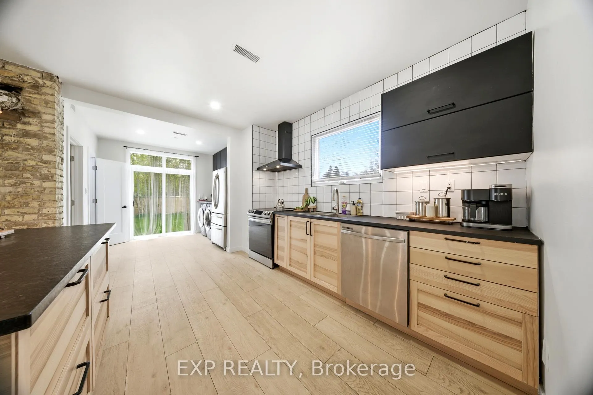 Photo 12 of 200 Madison Avenue S, Kitchener, Cedar Hill — HOMEH