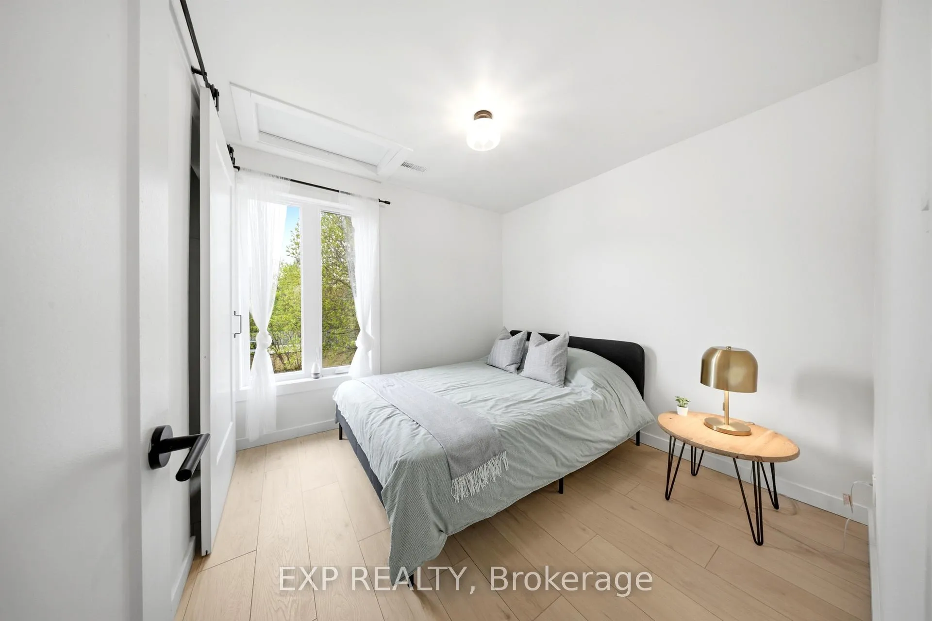 Photo 25 of 200 Madison Avenue S, Kitchener, Cedar Hill — HOMEH