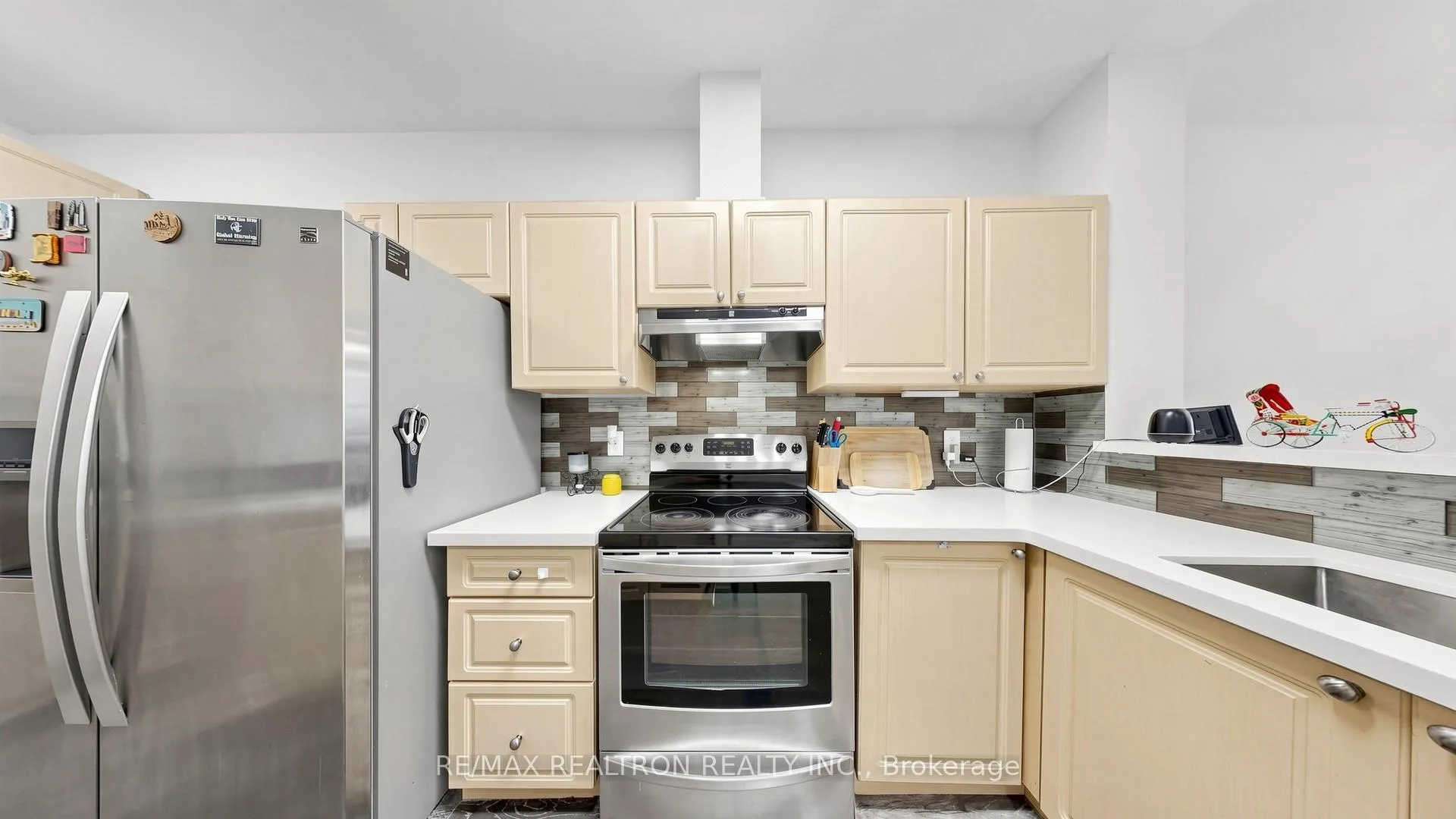 Photo 25 of Unit 616, 10 Gateway Boulevard, Toronto, Flemingdon Park — HOMEH
