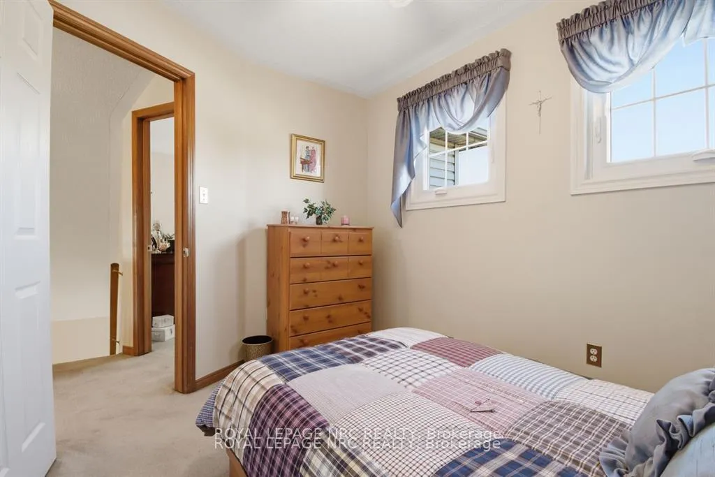 Photo 20 of 4393 Tamarac Avenue, Lincoln, Beamsville — HOMEH
