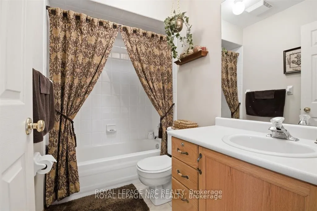 Photo 22 of 4393 Tamarac Avenue, Lincoln, Beamsville — HOMEH