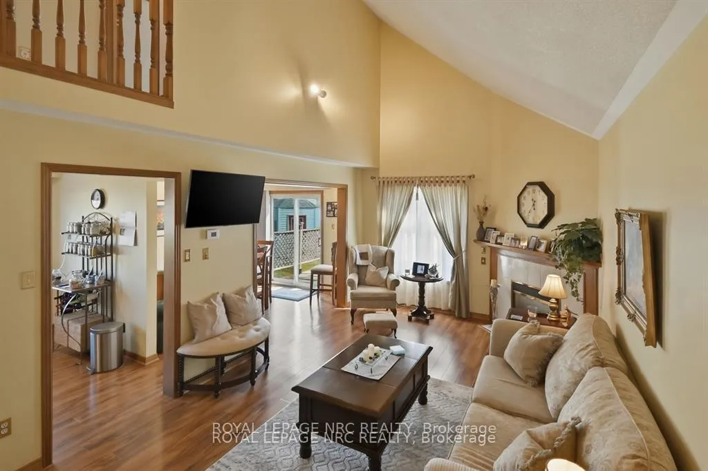 Photo 24 of 4393 Tamarac Avenue, Lincoln, Beamsville — HOMEH