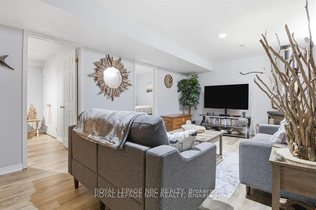 Photo 25 of 4393 Tamarac Avenue, Lincoln, Beamsville — HOMEH