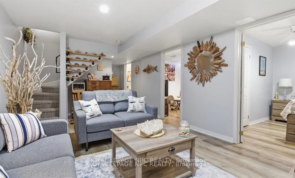 Photo 27 of 4393 Tamarac Avenue, Lincoln, Beamsville — HOMEH