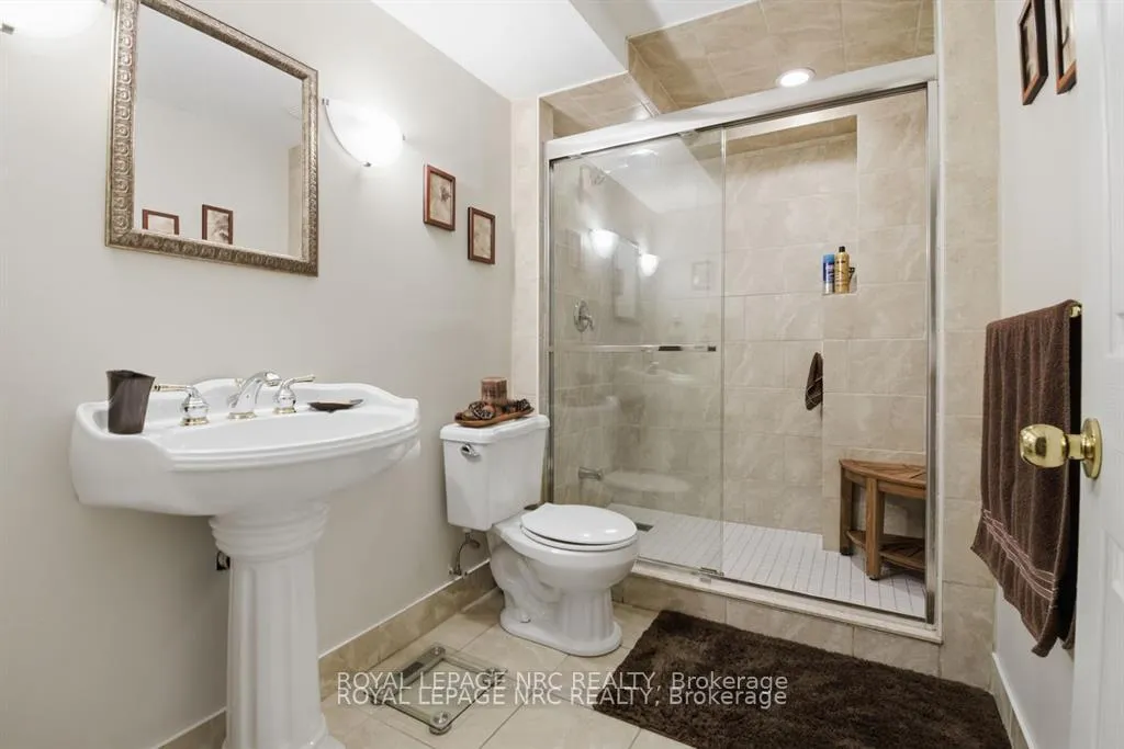 Photo 31 of 4393 Tamarac Avenue, Lincoln, Beamsville — HOMEH