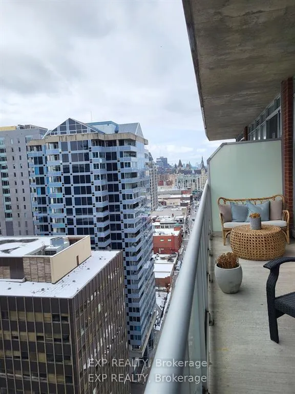 Front of Unit 2105, 179 George Street