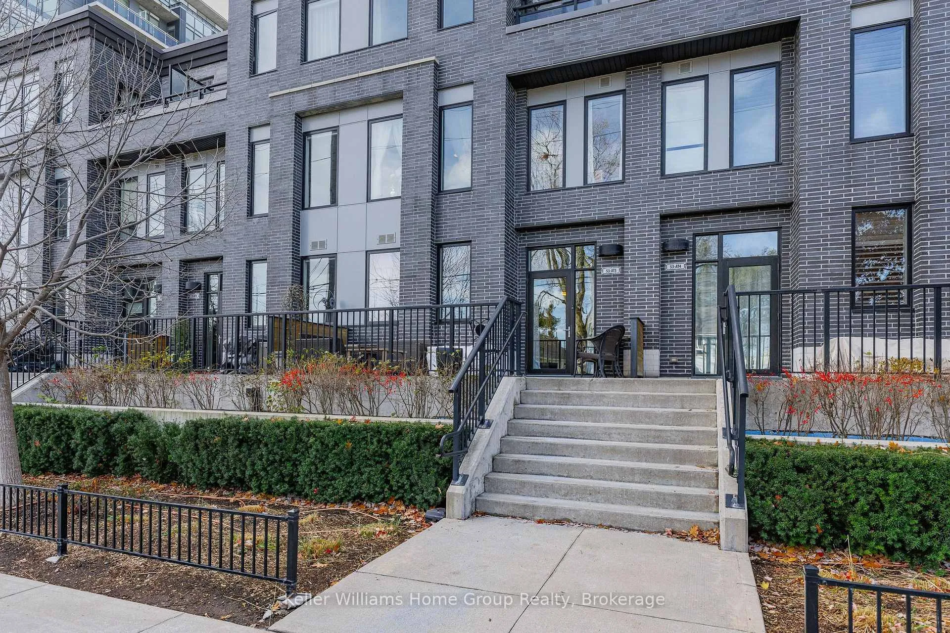 Front of Unit AT5, 53 Arthur Street S