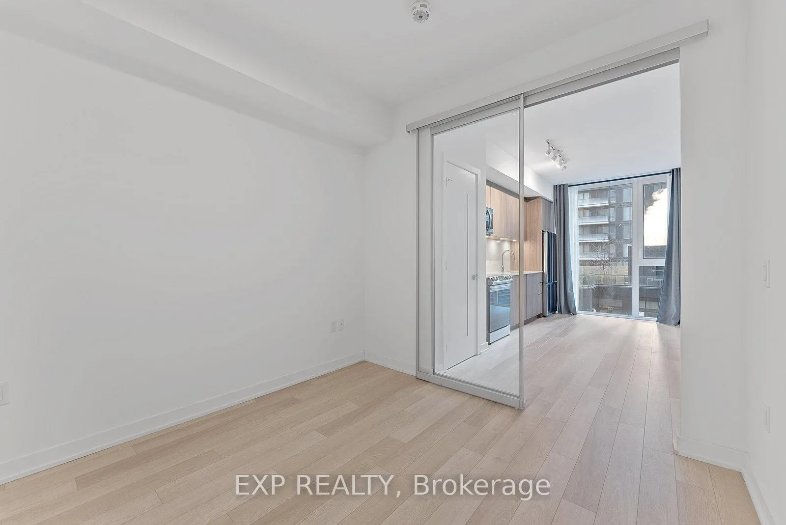 Photo 13 of Unit 706, 357 King Street W, Toronto, Waterfront Communities — HOMEH