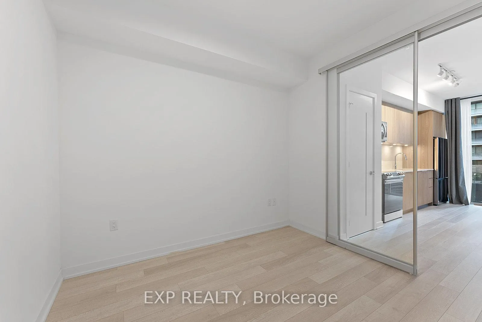 Photo 14 of Unit 706, 357 King Street W, Toronto, Waterfront Communities — HOMEH
