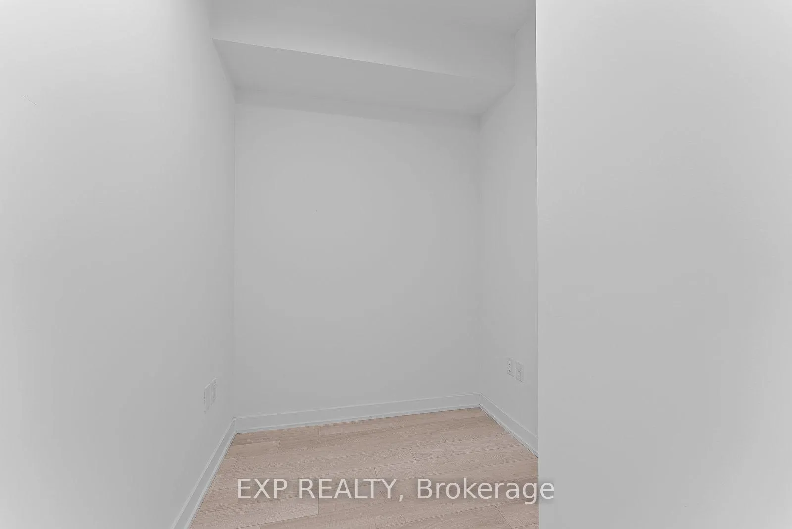 Photo 16 of Unit 706, 357 King Street W, Toronto, Waterfront Communities — HOMEH