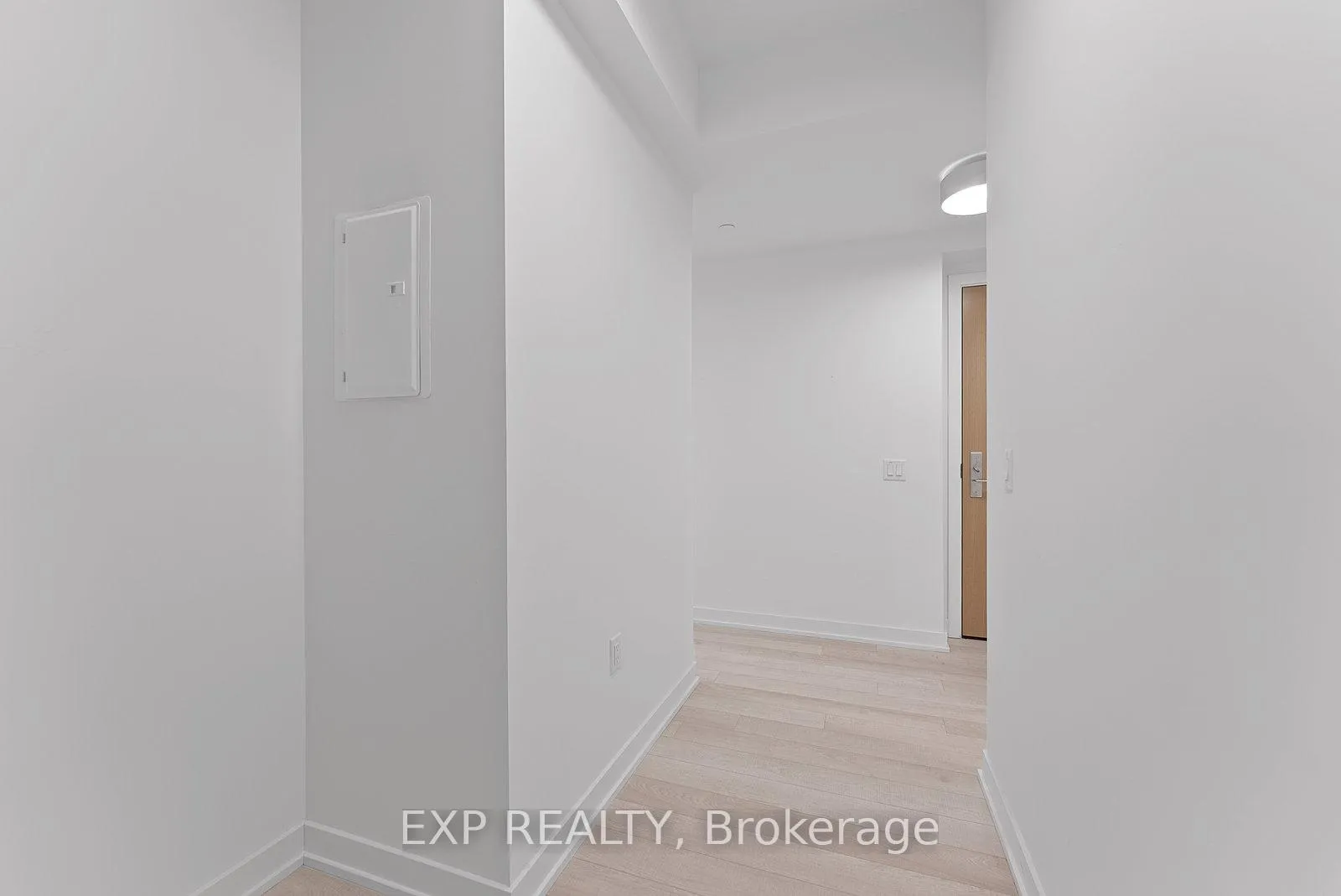 Photo 17 of Unit 706, 357 King Street W, Toronto, Waterfront Communities — HOMEH