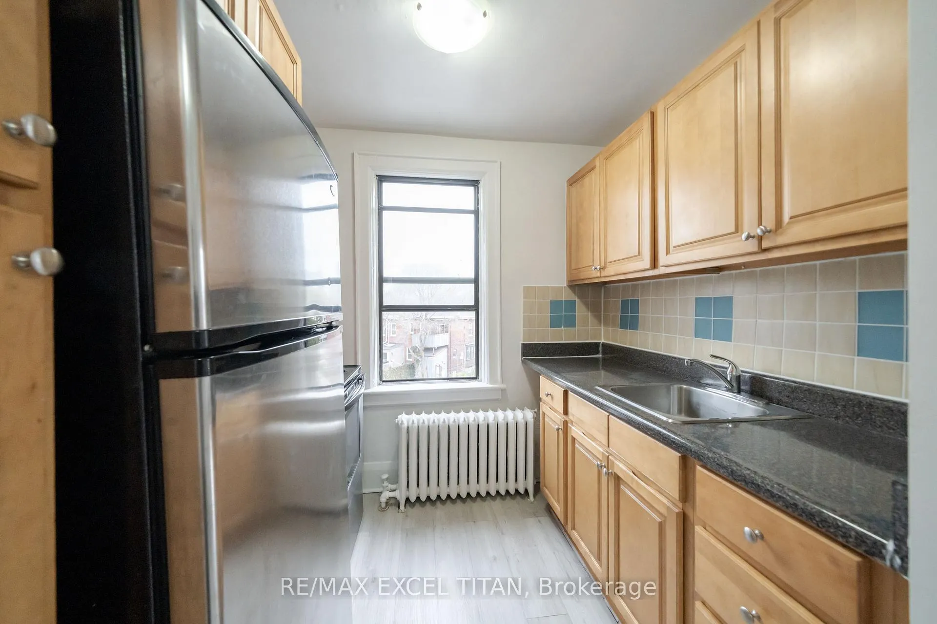 Photo 8 of Unit 46, 4 Kingston Road, Toronto, Woodbine Corridor — HOMEH
