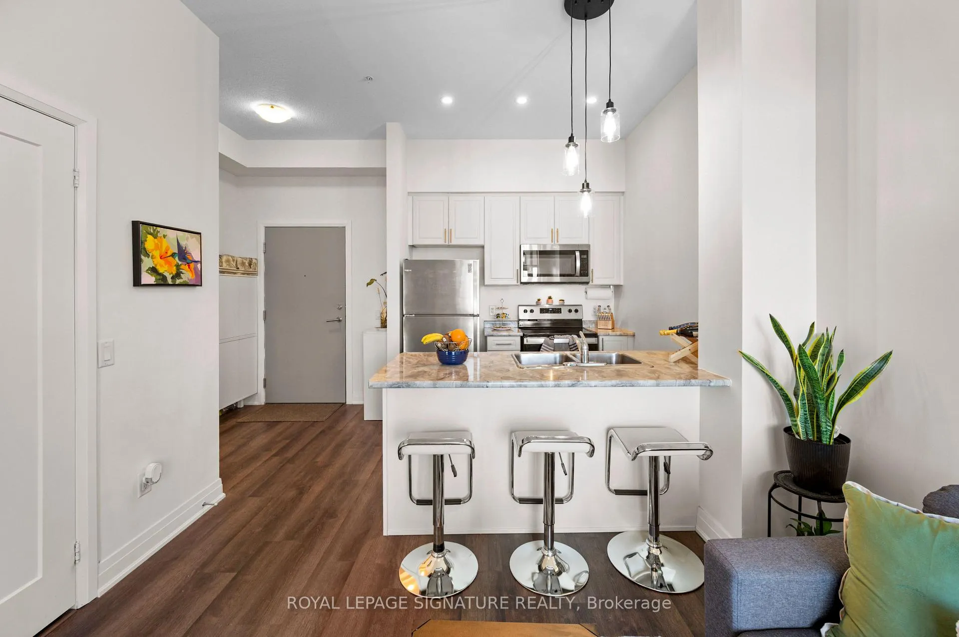 Photo 11 of Unit 630, 16 Concord Place, Grimsby, Grimsby Beach — HOMEH