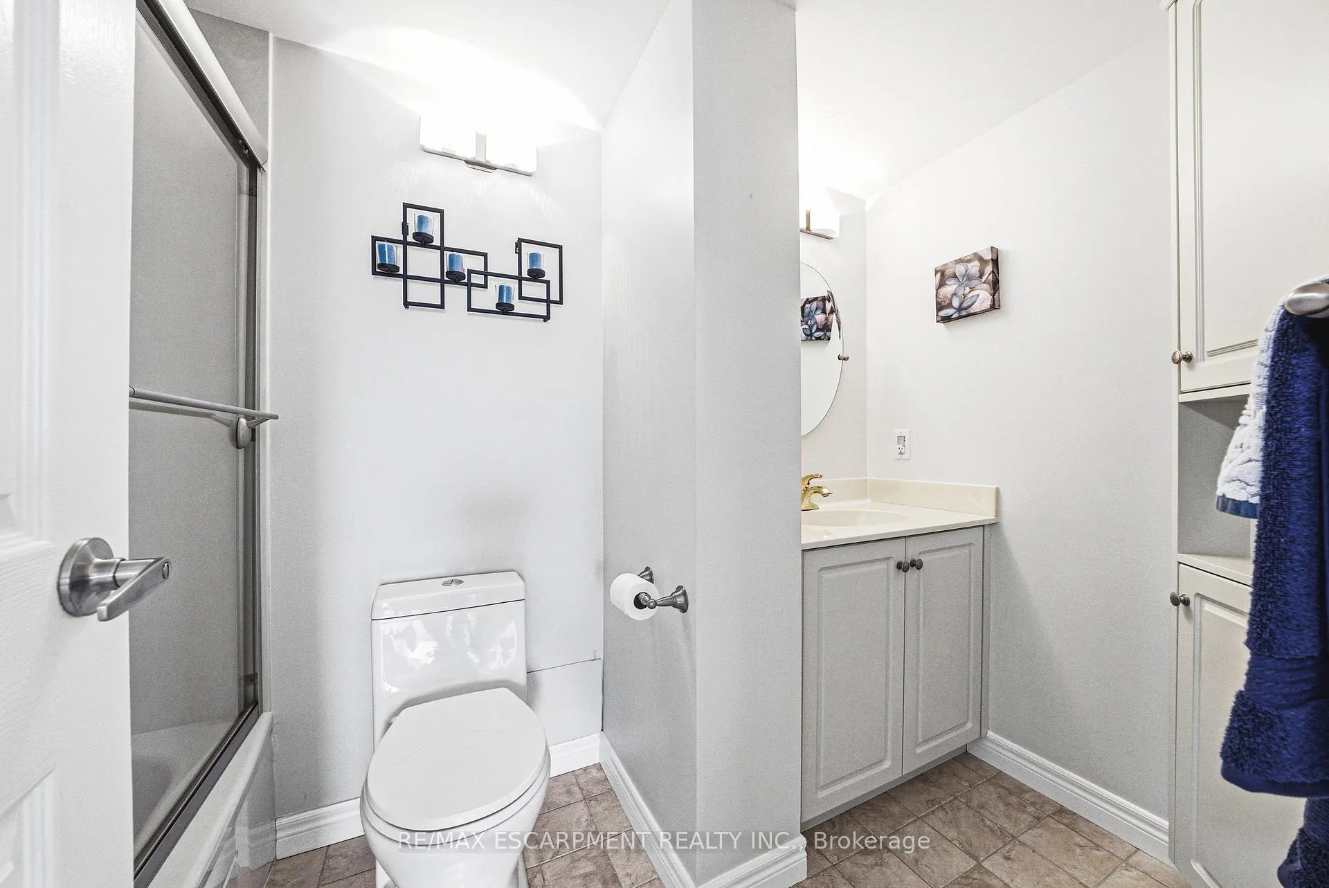 Photo 11 of Unit 901, 2055 Upper Middle Road, Burlington, Brant Hills — HOMEH