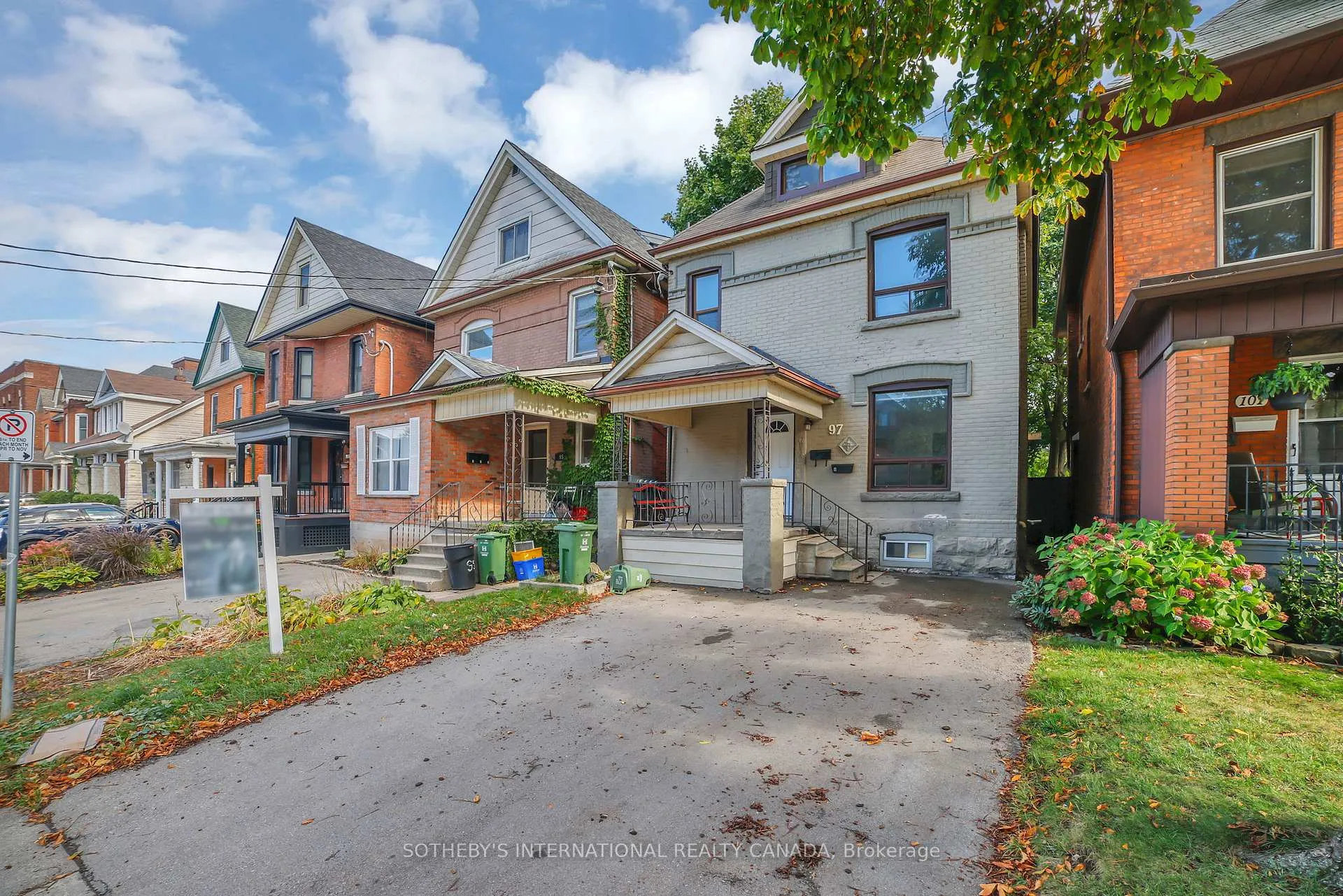 Photo 2 of 97 Garfield Avenue S, Hamilton, Stipley — HOMEH