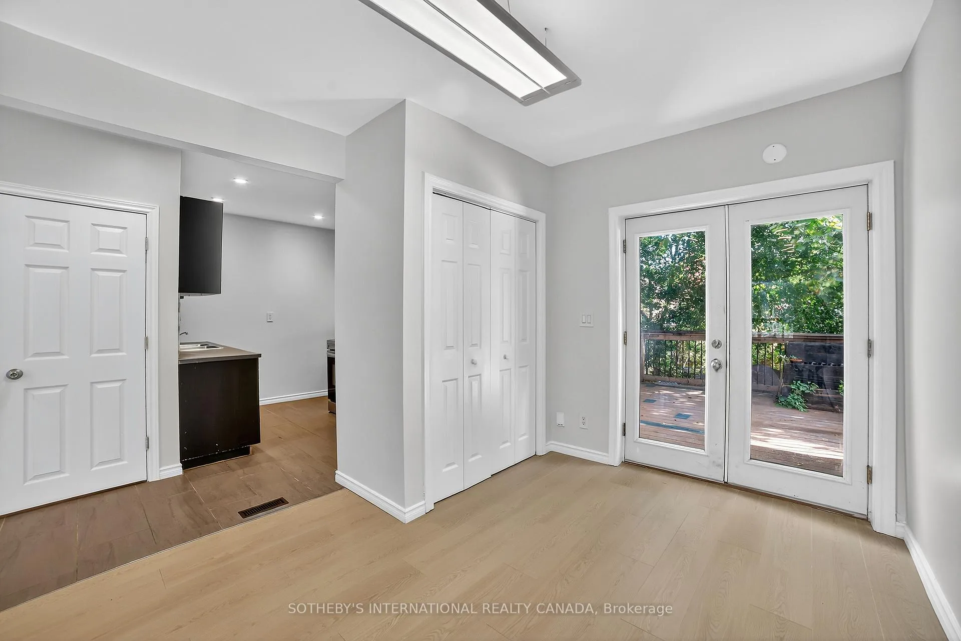 Photo 14 of 97 Garfield Avenue S, Hamilton, Stipley — HOMEH