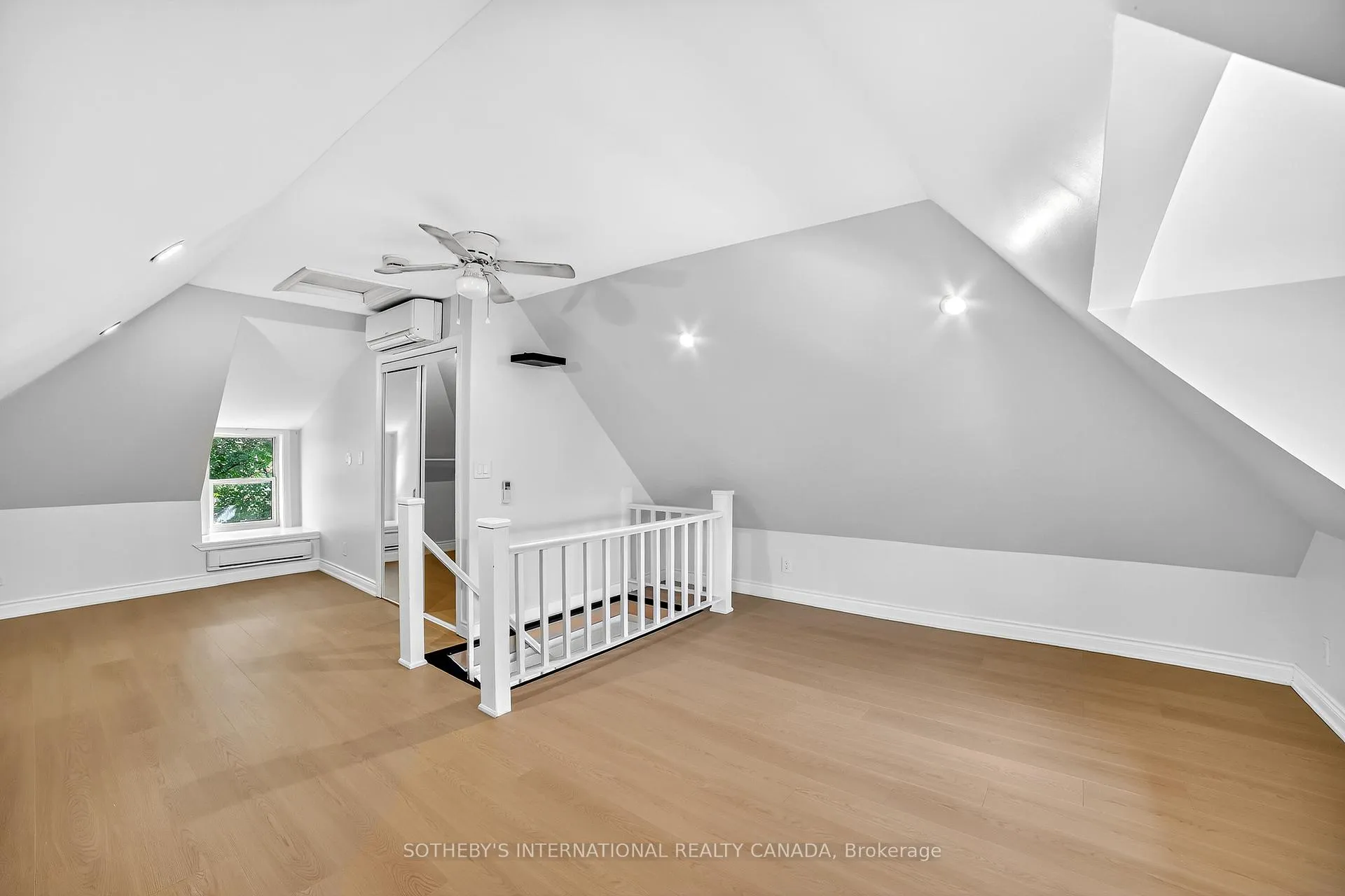 Photo 26 of 97 Garfield Avenue S, Hamilton, Stipley — HOMEH