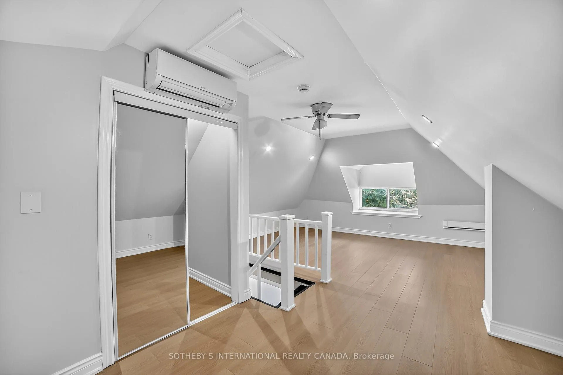 Photo 27 of 97 Garfield Avenue S, Hamilton, Stipley — HOMEH