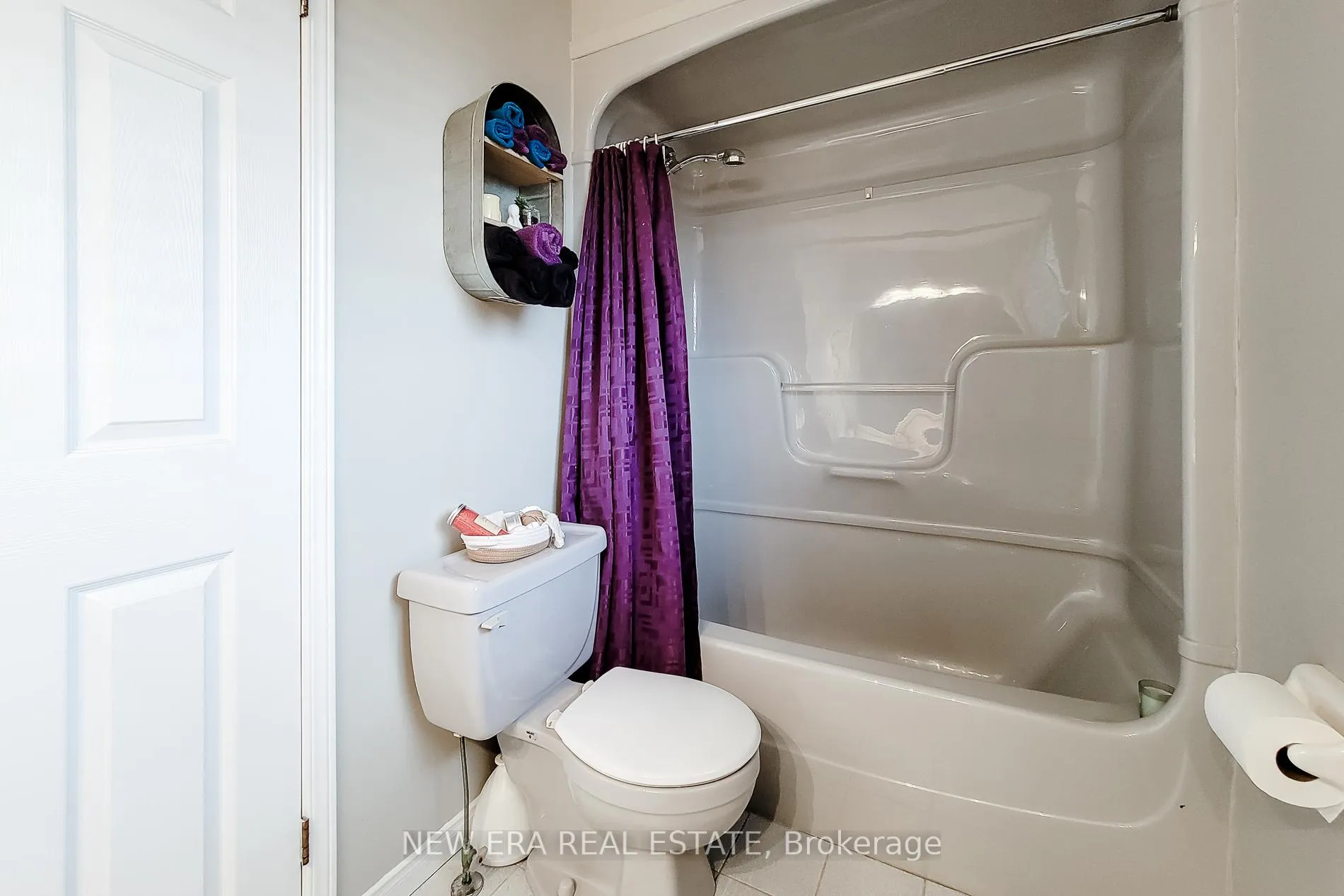 Photo 32 of 146 Locheed Drive, Hamilton, Lisgar — HOMEH
