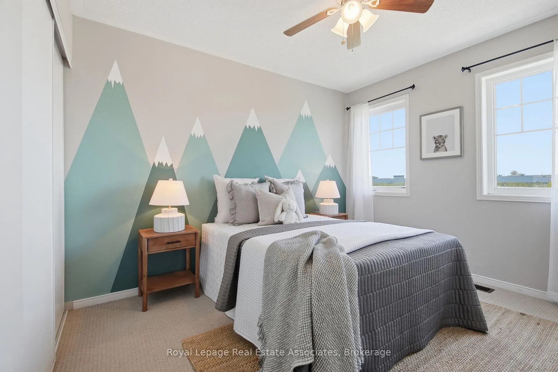 Photo 20 of 228 Brookhill Boulevard, Clarington, Bowmanville — HOMEH
