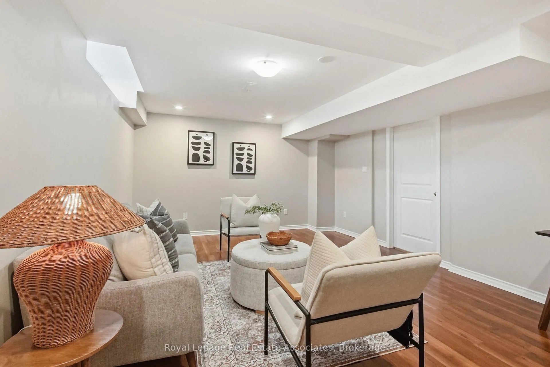 Photo 25 of 228 Brookhill Boulevard, Clarington, Bowmanville — HOMEH