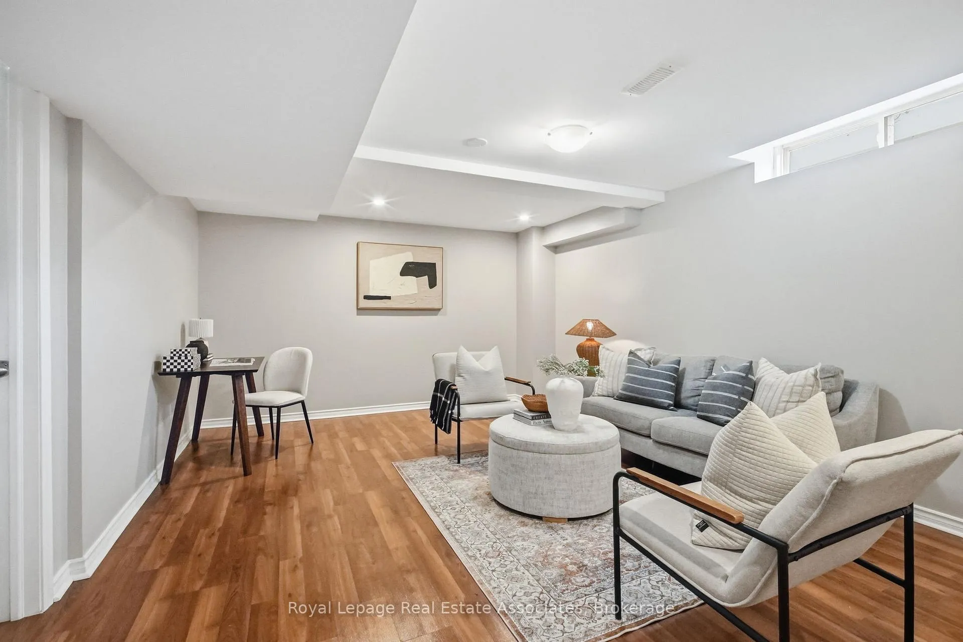 Photo 26 of 228 Brookhill Boulevard, Clarington, Bowmanville — HOMEH