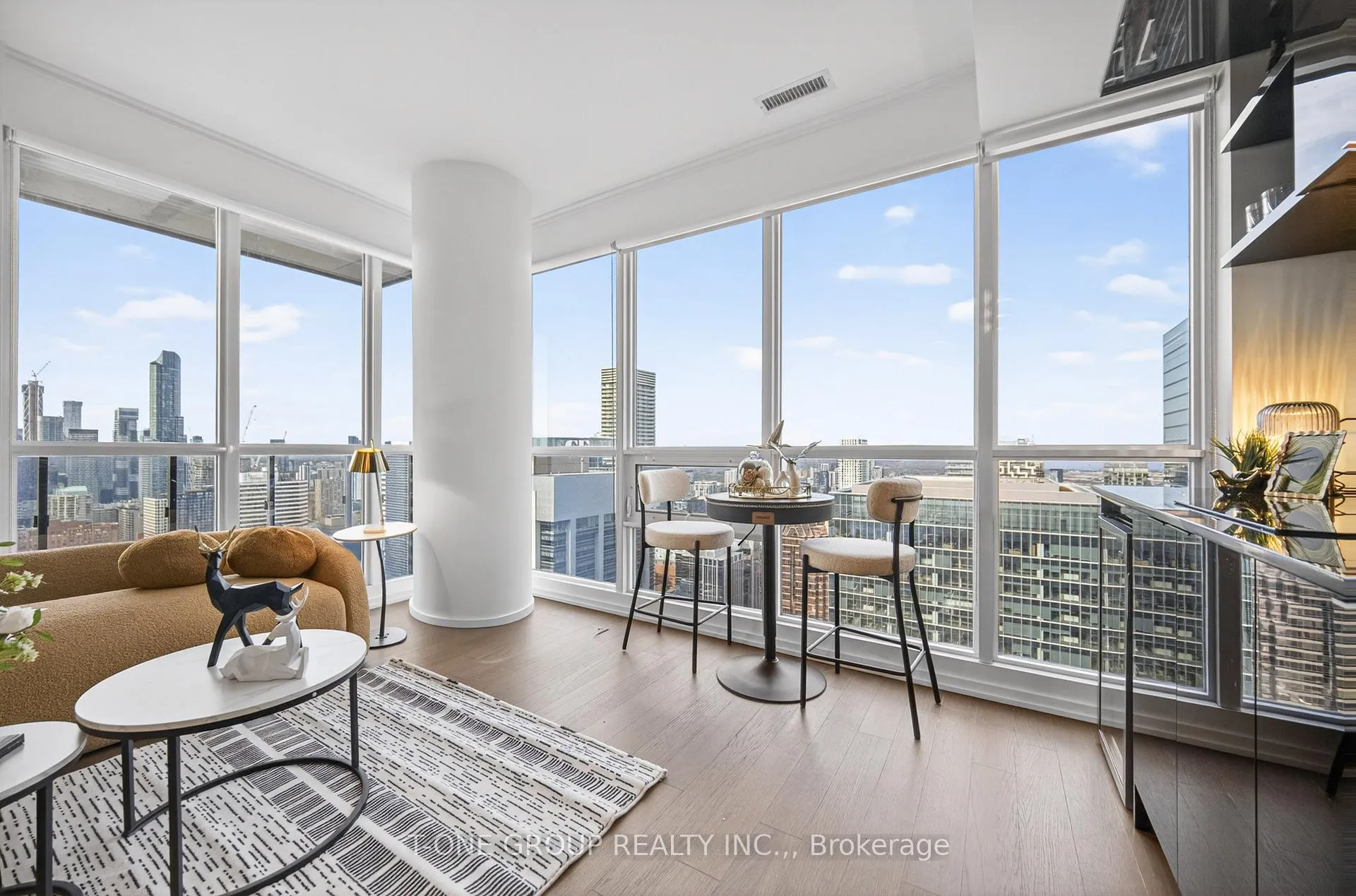 Photo 3 of Unit 4903, 70 Temperance Street, Toronto, Bay Street Corridor — HOMEH