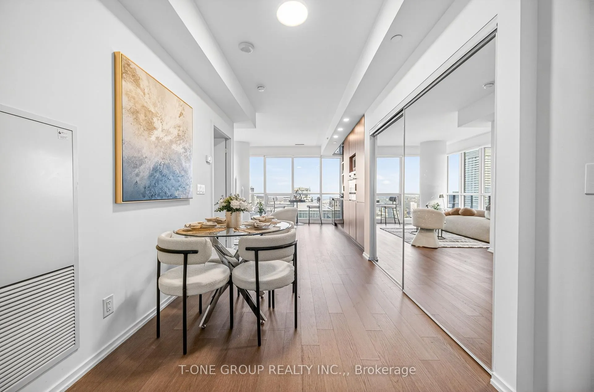 Photo 7 of Unit 4903, 70 Temperance Street, Toronto, Bay Street Corridor — HOMEH