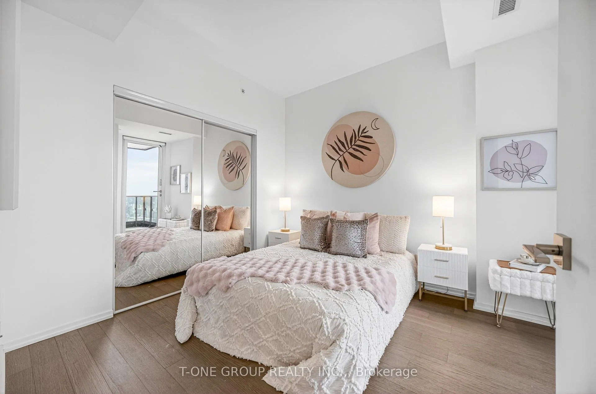 Photo 26 of Unit 4903, 70 Temperance Street, Toronto, Bay Street Corridor — HOMEH