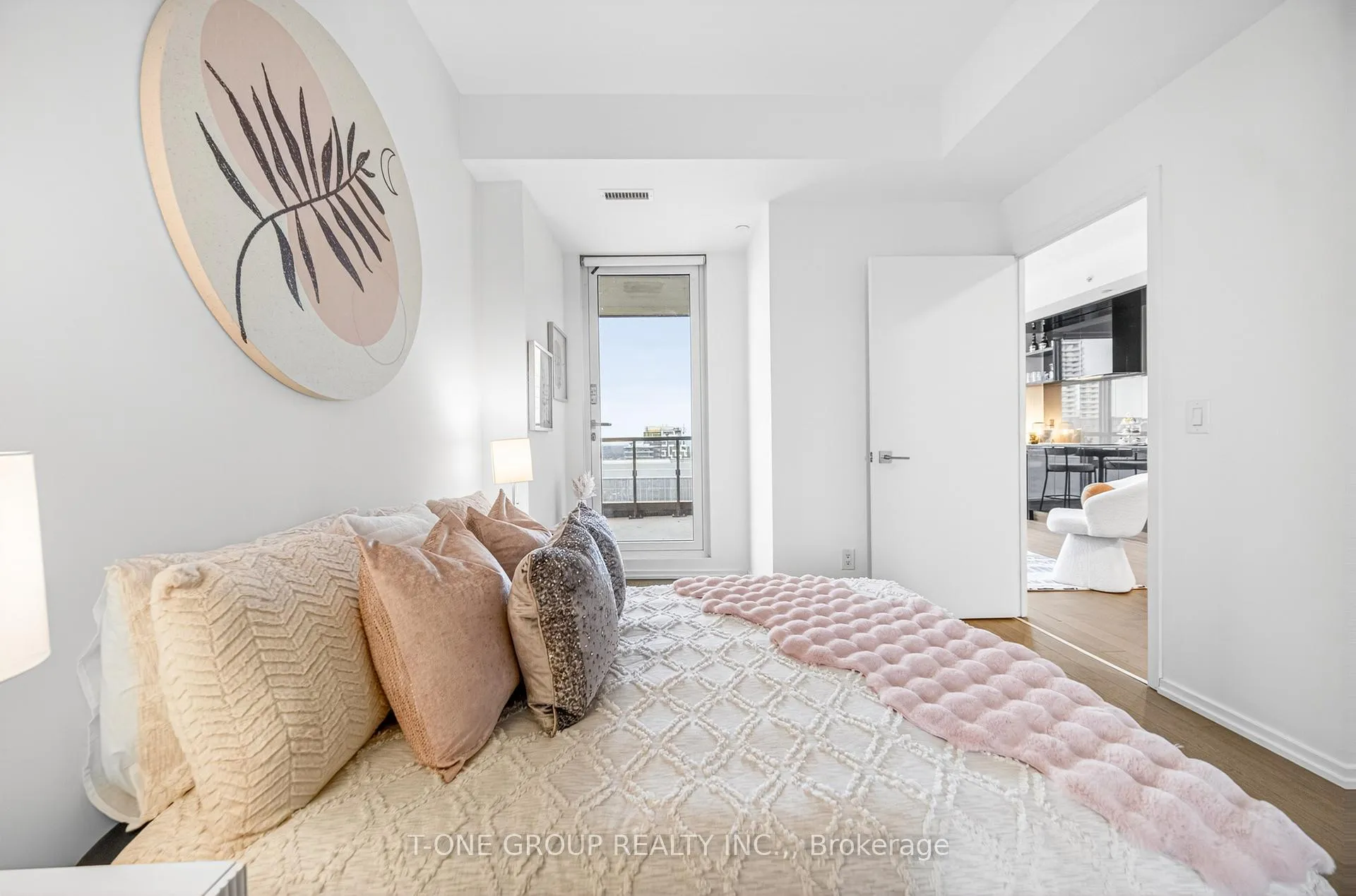 Photo 28 of Unit 4903, 70 Temperance Street, Toronto, Bay Street Corridor — HOMEH