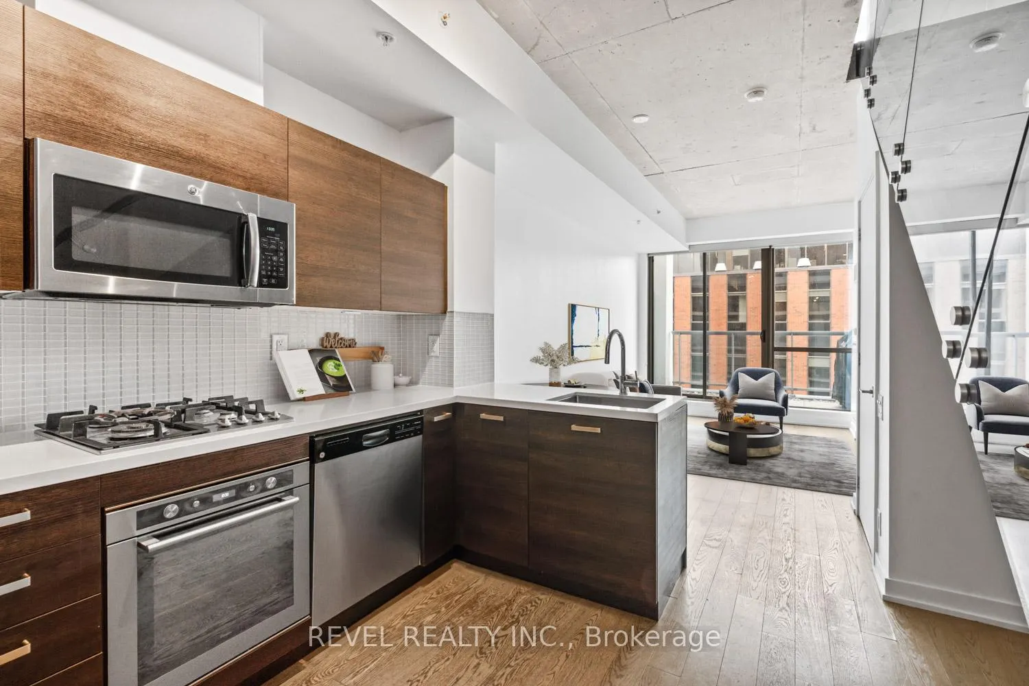 Photo 6 of Unit Ph20, 39 Brant Street, Toronto, Waterfront Communities — HOMEH