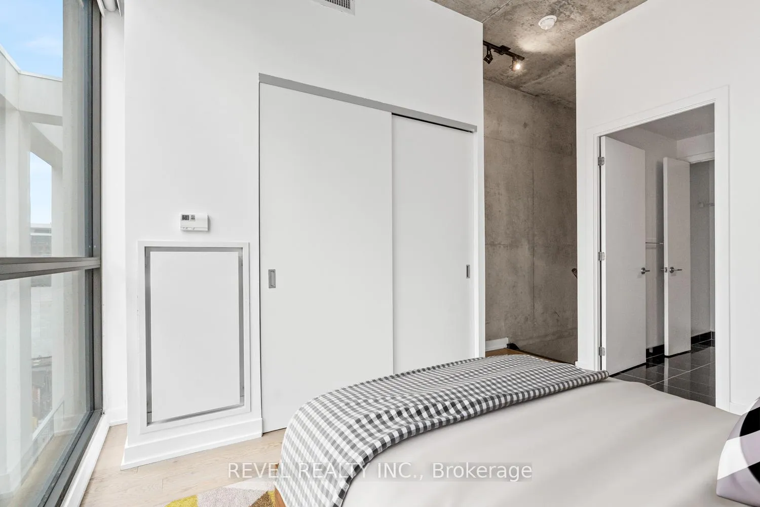 Photo 14 of Unit Ph20, 39 Brant Street, Toronto, Waterfront Communities — HOMEH