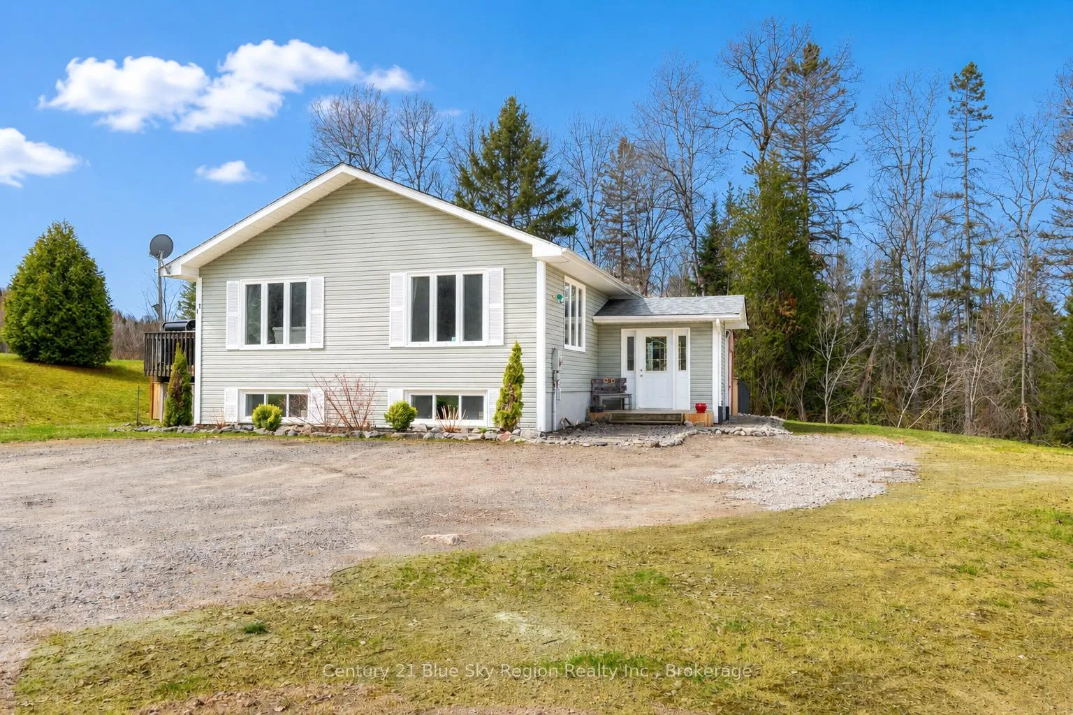 Photo 25 of 11 Line 3 S, Bonfield — HOMEH