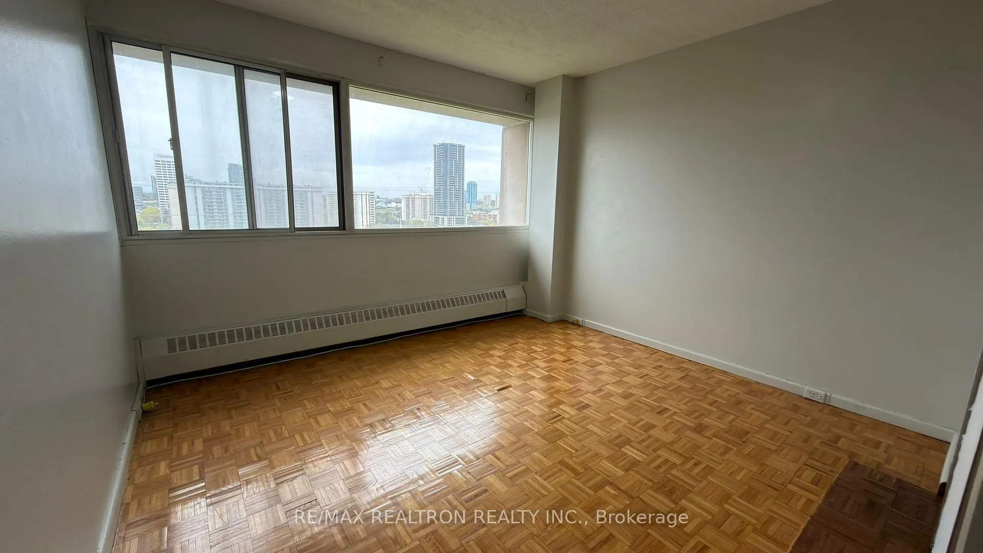 Photo 7 of Unit 1508, 735 Don Mills Road, Toronto, Flemingdon Park — HOMEH