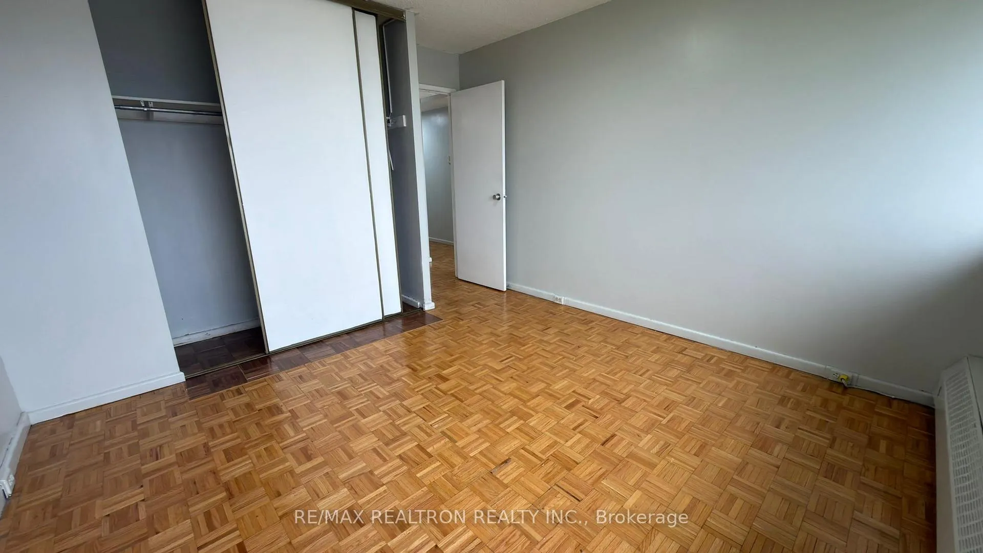 Photo 8 of Unit 1508, 735 Don Mills Road, Toronto, Flemingdon Park — HOMEH